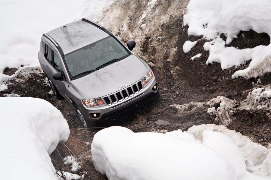  Jeep Compass Limited 2011 года  (фото 42 из 51)